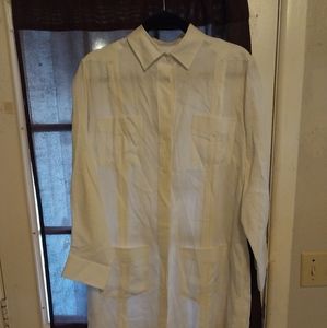 This is a women's Mexican wedding dress. 100% linen